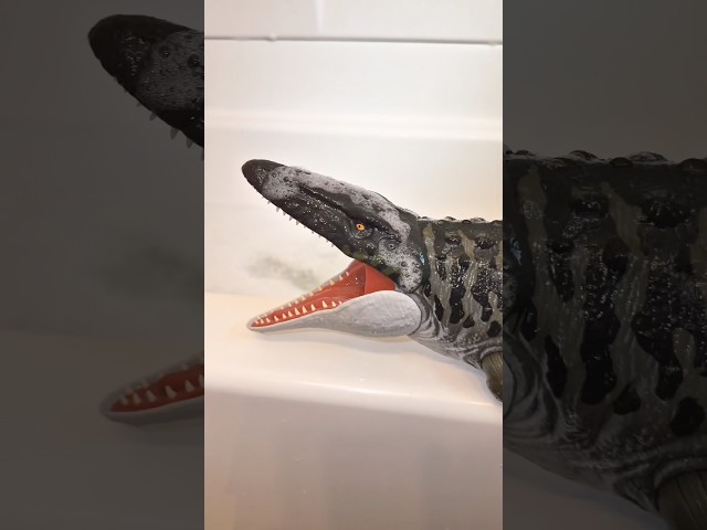 Dinosaurs  in the bath?                         #short #shorts #kids