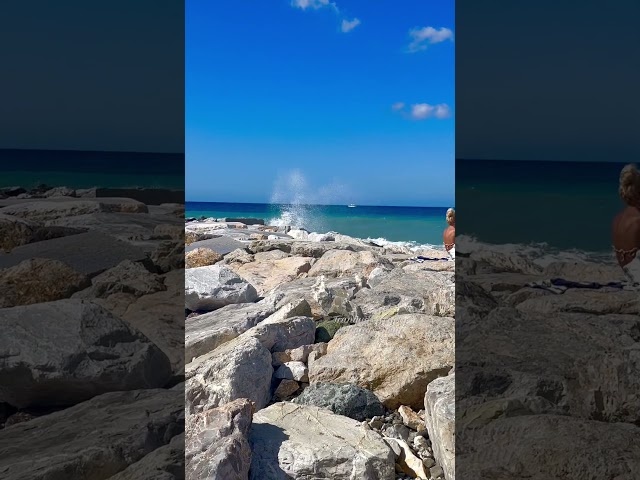 Relaxing Sun Bath & Huge Sea Waves Crashing  #beachvibes  #wavesounds#relaxing #vacation #meditation