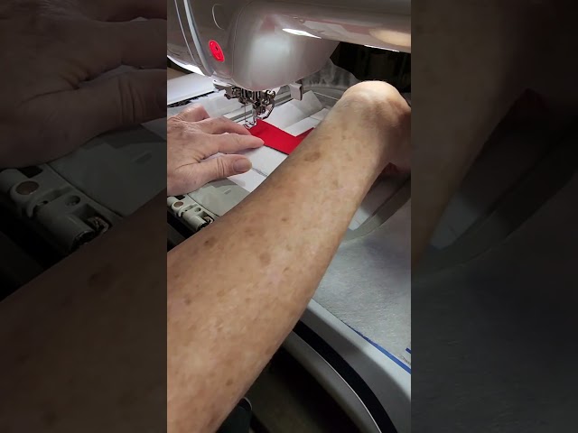 in the hoop hot pad with embroidery machine. #diychristmasgifts #machineembroidery #shorts