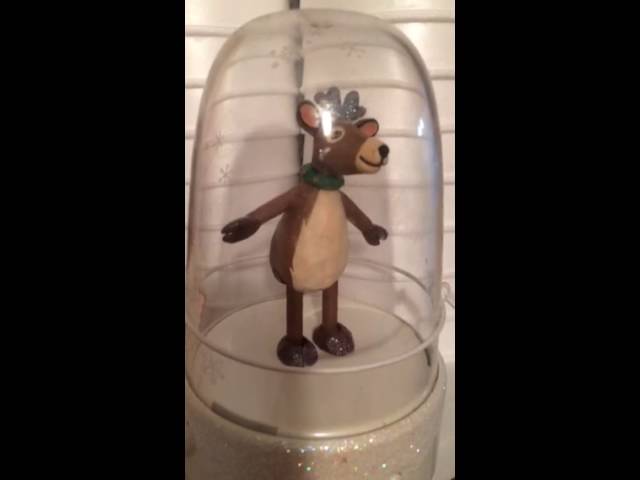 Hallmark adorable Christmas dancing reindeer