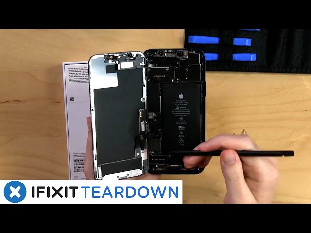 iPhone 12 Teardown LIVE!
