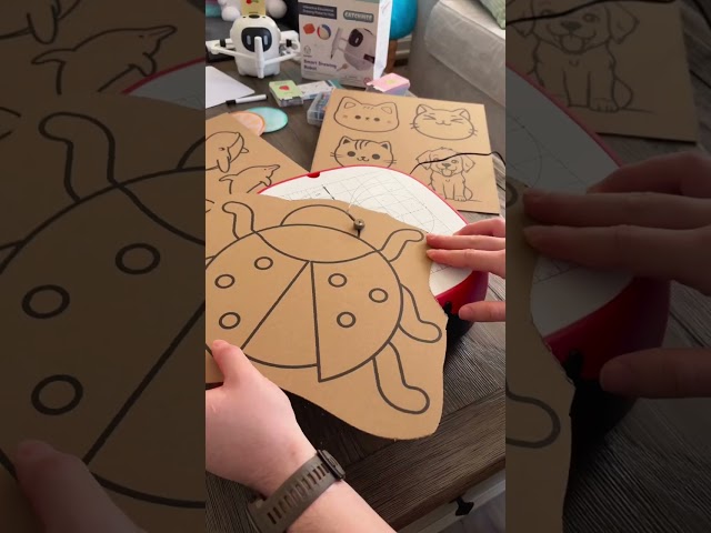 Kid safe cardboard cutter from KIDINNO