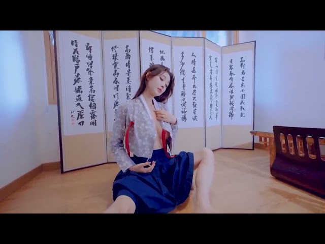 마당쇠야 돌쇠는 어디갔느냐  Trying Traditional costume