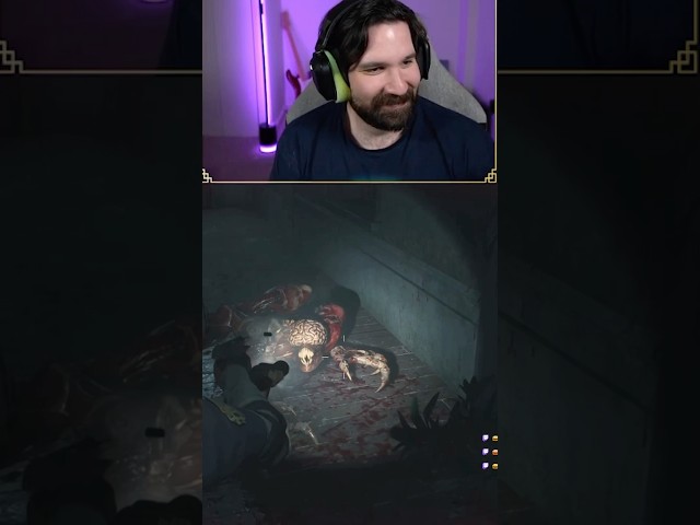 I got a little too comfortable in Resident Evil 2… #horrorgaming #residentevil2 #residentevil