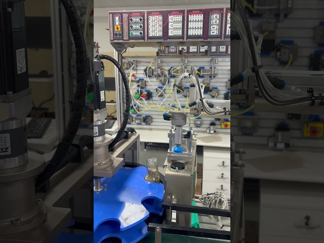 Bottle filling machine New development |siemens plc ktp-700  | #servo #plc #plc_programming #bottle