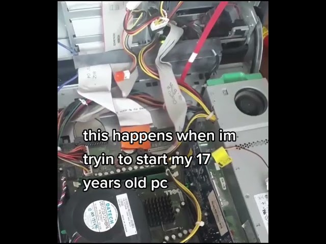 🔥 I’m Starting My 17-Year-Old PC, Guys… What Is Happening?! 😱💻 #pcbuild #tech #shorts