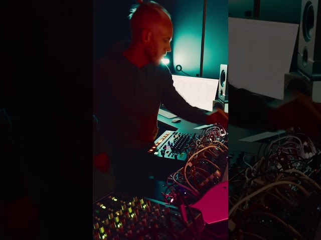 #ssl #techno #modular #dfam #rawtechno #ableton #modularsynth #tr8s #electronicmusic