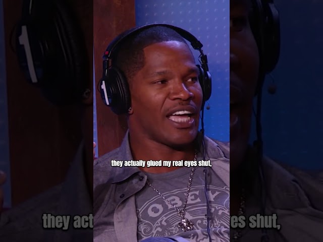 Jamie Foxx Glued His Eyes Shut for “Ray” (2007)