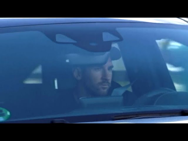 Lionel Messi Arrives At Barcelona Training For First Time Since Handing In Transfer Request