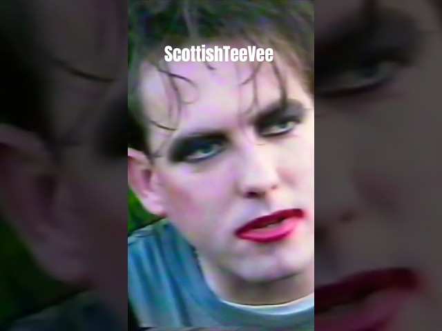 Robert Smith at Glastonbury 1990 #glastonburyfestival #cure