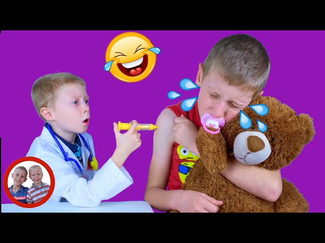 Doctor Set Toys |  Big Baby Jake! | Doctor Mike and Jake Pretend Play /  डॉक्टर सेट   العاب دكتور