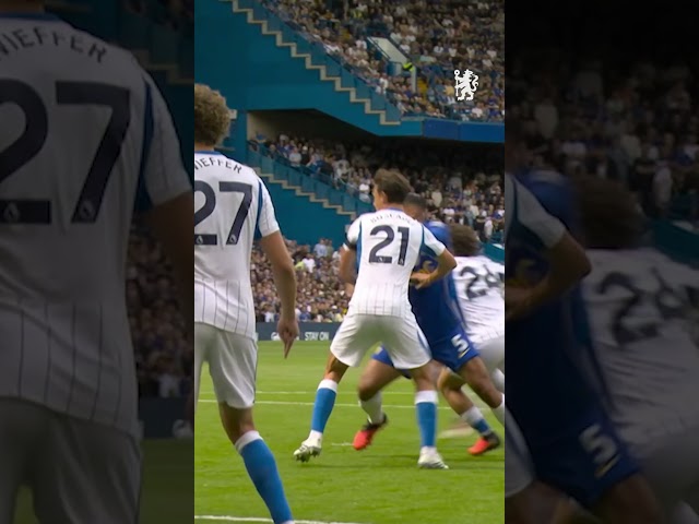 LAVIA scores his first Chelsea goal! π€©