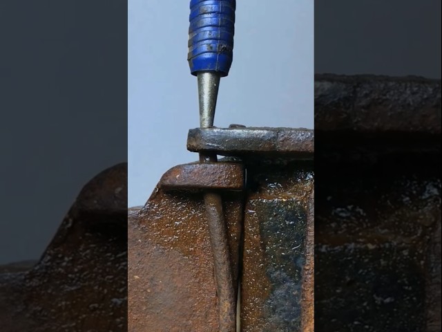 antique Rusty COAL Iron Restoration #antiquerestoration #antique #shorts