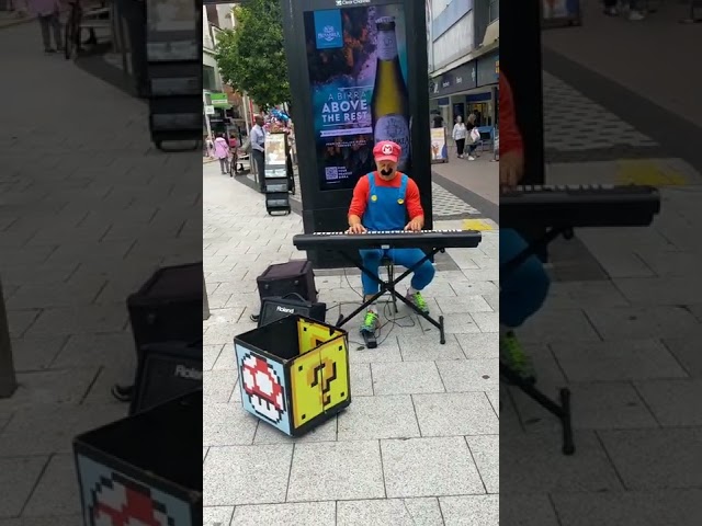 Mario Busker in Cardiff, Wales #Shorts #MarioBusker #retrogaming #Retro @RetroBusker