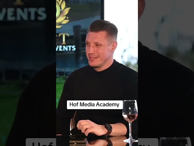 Avantajele și Dezavantajele carierei de modă. 🙏 Hof Media Academy