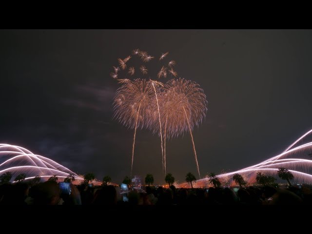 Part(4 of 12) 2019.11.03 大阪湾水上芸術花火「QUEEN SUPER FIREWORKS～夜空のラプソディ～」"Radio Ga Ga"