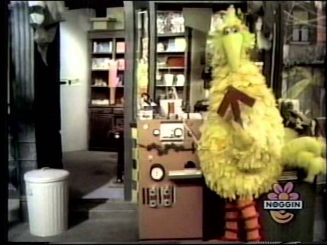 Classic Sesame Street - Mr. Hooper's 10 Machine