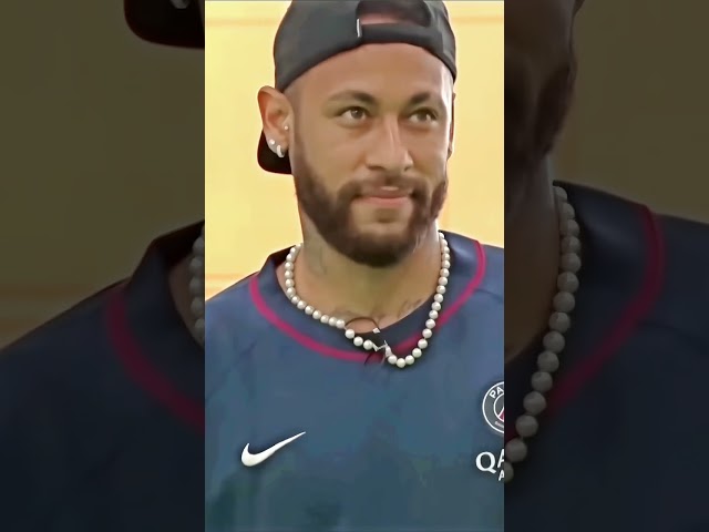 Look at Mbappé's Reaction When Neymar HUMILIATES in Challenge 🤣😂
