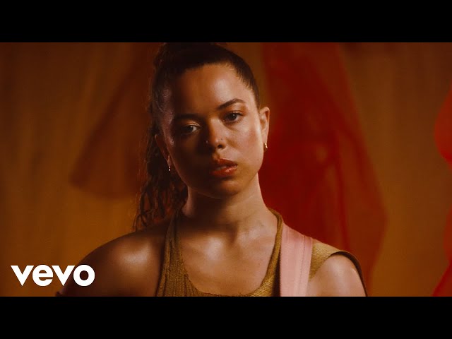 Nilüfer Yanya - the dealer (official video)