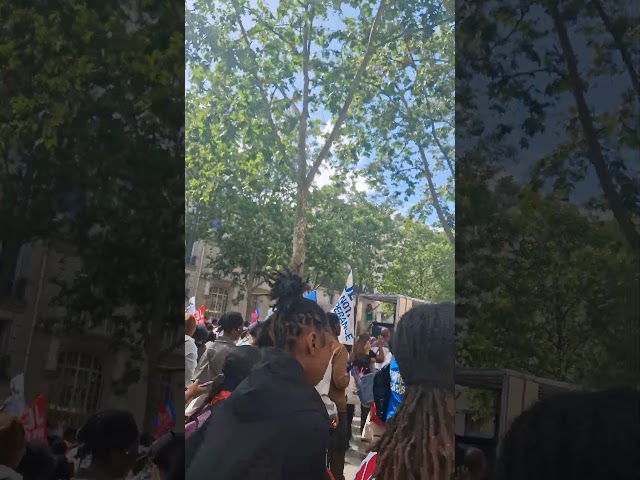 Marche pour Jésus in Paris #paris #parisroad #parisdiaries #jesuschrist #parisvlogger #france
