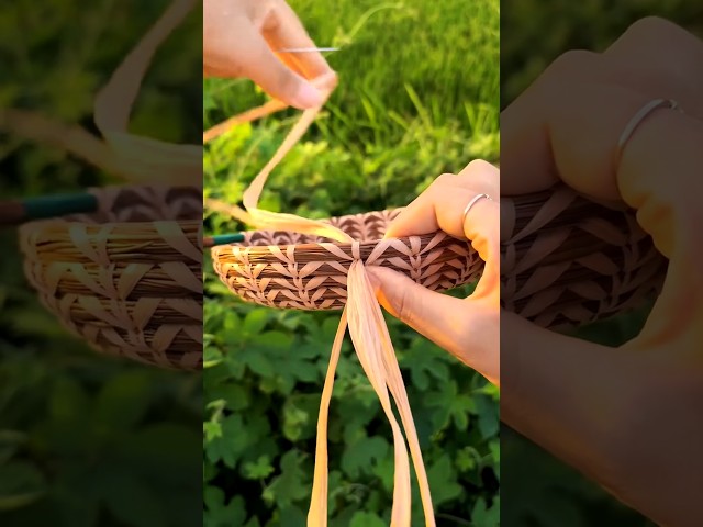 Step-by-Step Pine Needle Coil Basket Weaving Tutorial