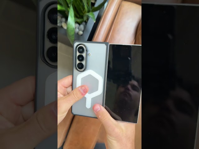 Samsung Galaxy Z Fold Thin Design