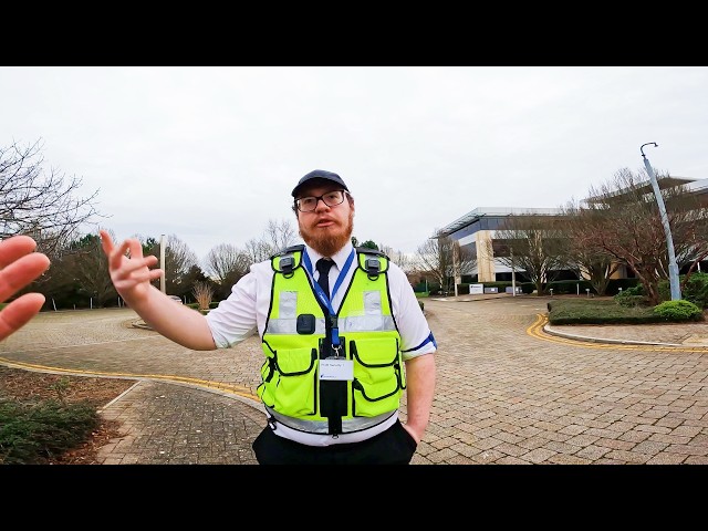 "THE SITUATION IS - THE EMERGENCY SERVICES WILL BE CALLED!" 😳🚓📸