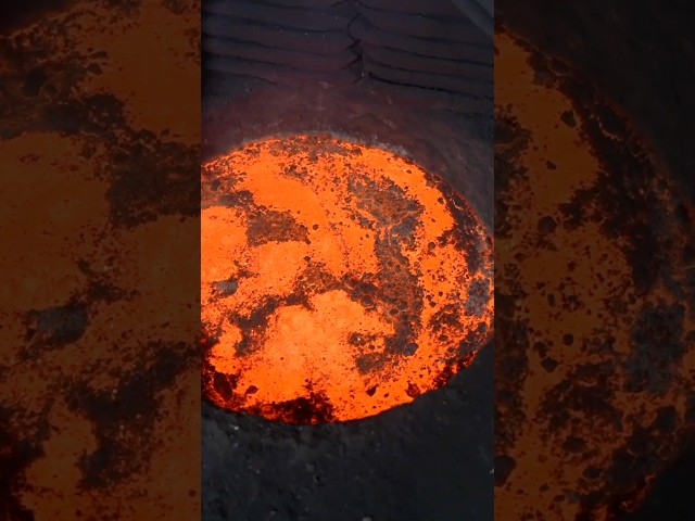 Process of casting BRONZE to make ALTAR CENSERS by VIETNAMESE craftsmen.