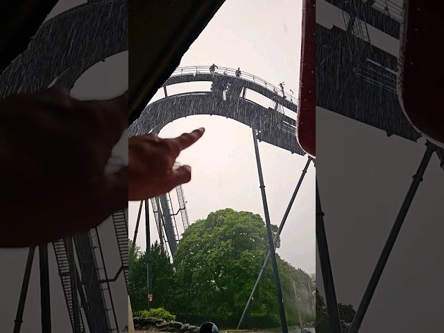 lighting knocks out rides @ Alton Towers,rescue operation