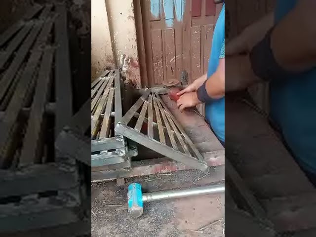 Metal grinding live