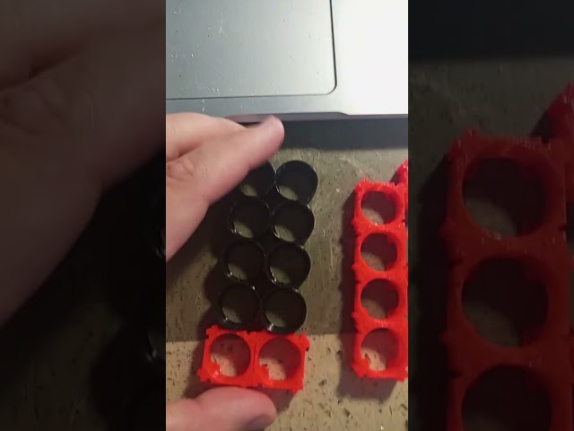 Customizing 18650 Battery Holders for Compact Size