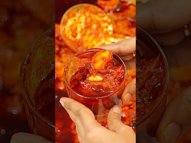 కొత్త ఆవకాయ😋 Full Recipe👆#shorts #youtubeshorts #avakaya #mangopickle #pickle #shortsvideo