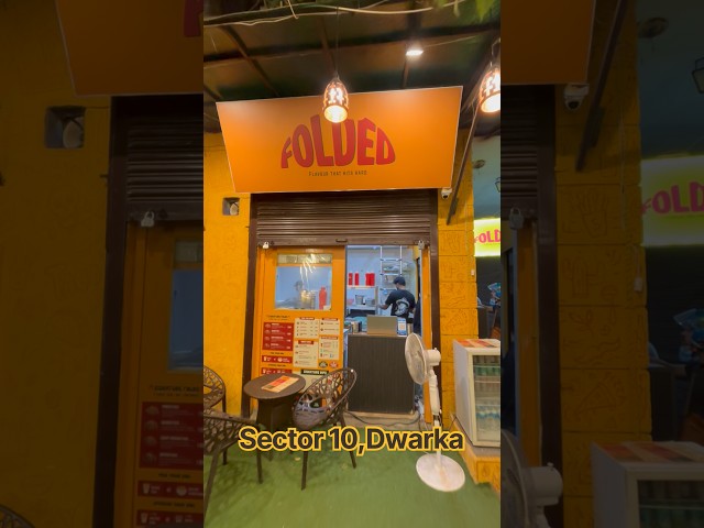Trying Veg Loaded Nachos🥙 at Folded😍| Dwarka Sector 10 Market, Delhi