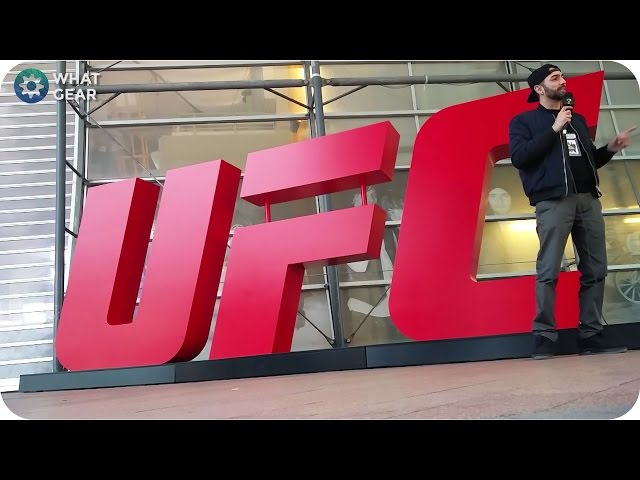 WhatGear at the UFC London - A cringe worthy attempt 😅