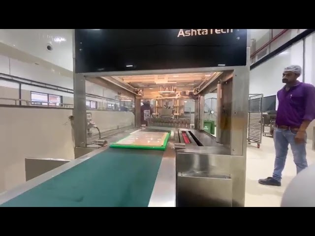 Kaju Katli and Sweets Ultrasonic cutting machine. How do they do it? Sweets and confectionary proces