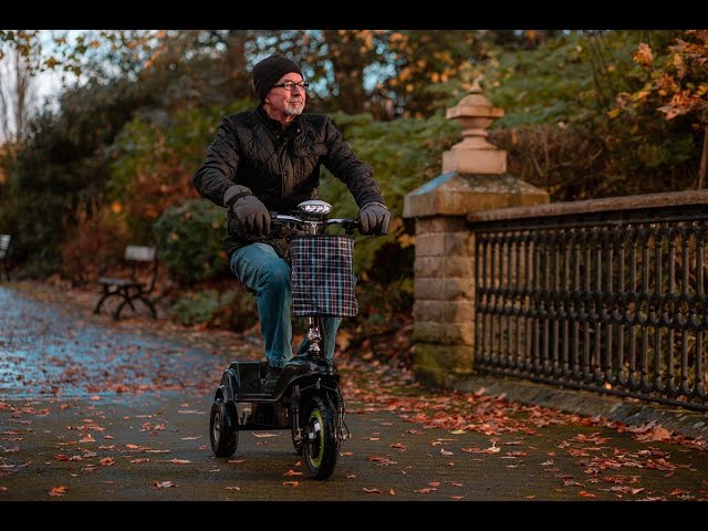 Zipper Folding 3 Wheel Electric Mobility Scooter