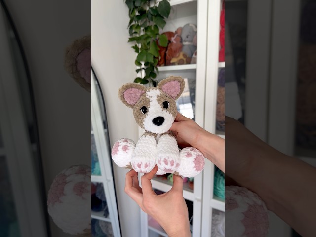 Crocheting a corgi 🐾 Pattern is on my Etsy 🧶 #crochet #amigurumi