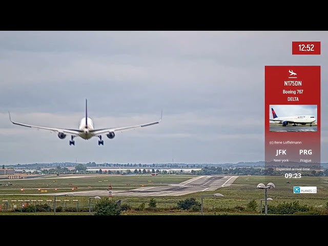 B767 Engine Failure during take off - ATC record