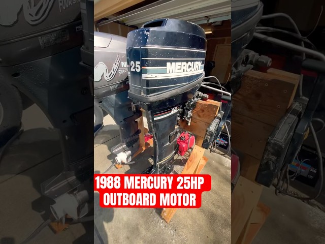 1988 Mercury 25hp 2 stroke outboard motor fires right up! #mercury#boat#outboard