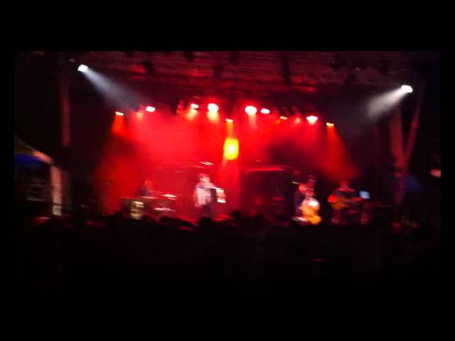 Toumélé 2011 Les Ogres de Barback -.mp4