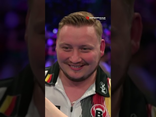"Sorry to my girlfriend but I love Martin Schindler!" ❤️ #darts #shorts