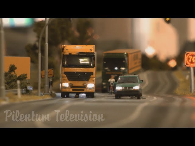 No model trains, but model cars: Automated vehicle system by Faller or DC Car