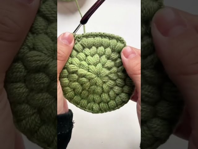 Crochet cluster stitch