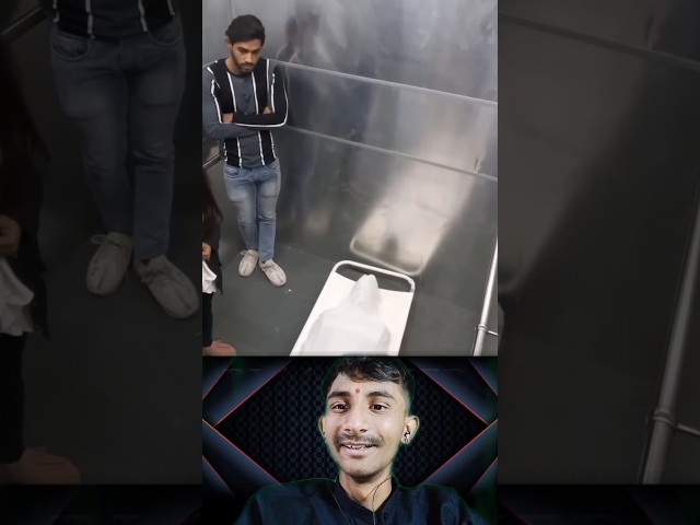 Body prank in lift 😥🤯||wait for end/#prank #viralshort #viralvideo#shortvideo #waitforend #pranks