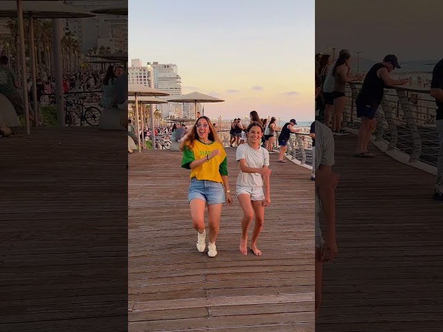 Dancing + Football unites the world! 🌎 💃🏻⚽️