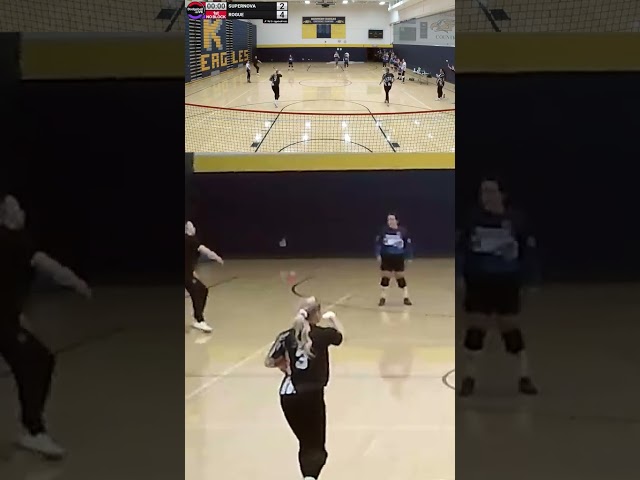 😮 A DouBLe-DoDGe/HiT/CaTCH CoMBo!! 🤩🤯 #dodgeballclip #dodgeball #dodgeballhighlight