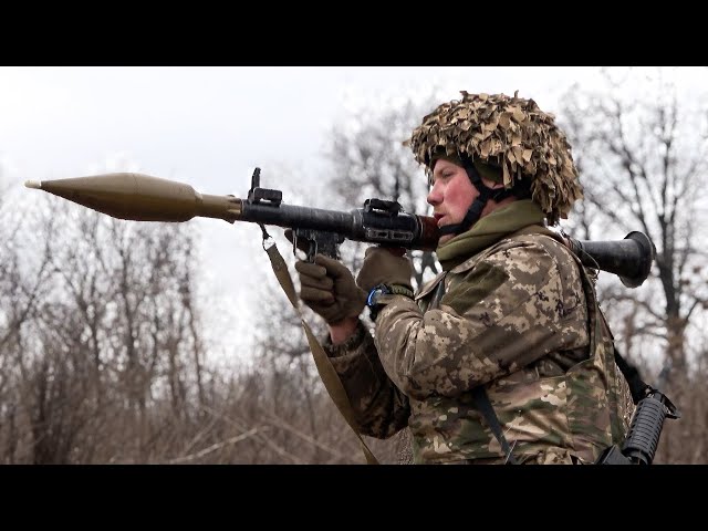 Ukrainian Paratroopers Fire RPG-7, PKM & M4 | Combat Training