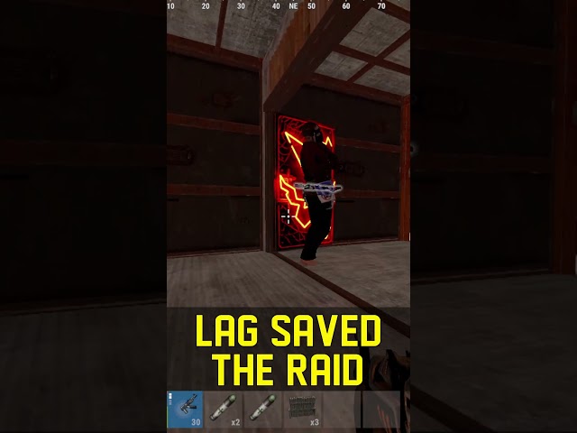 The Lag Saved us The Raid #rust #rustgame #rustfunny #rustclips #rustconsole #rustpvp #rustraid