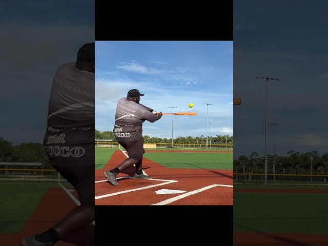 440+ft with the Punisher Bamm Bamm #bigchefsoftball #bigchefsoftball #batreview #slowpitchsoftball