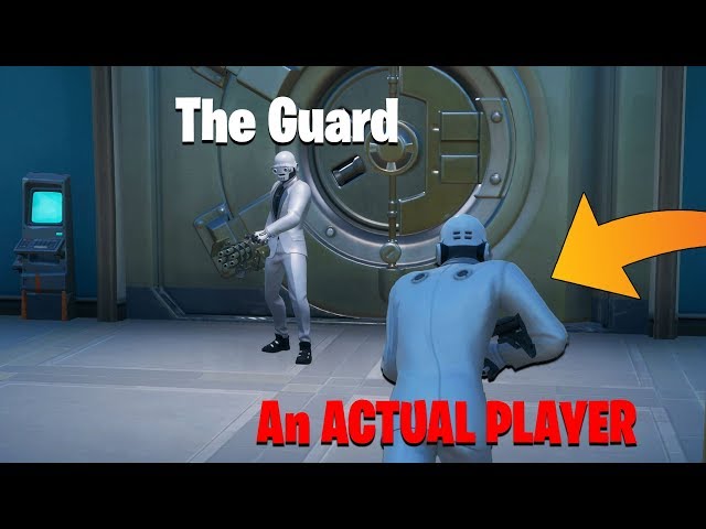 7 Minutes of Pretending to be the Henchmen Vault Guard... 😂